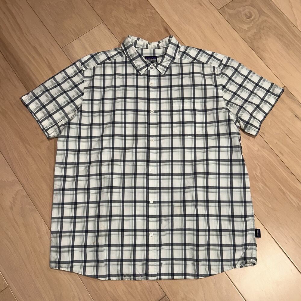 Patagonia Lightweight Bluffside Button Up White Shirt SS *Stain Men's XL